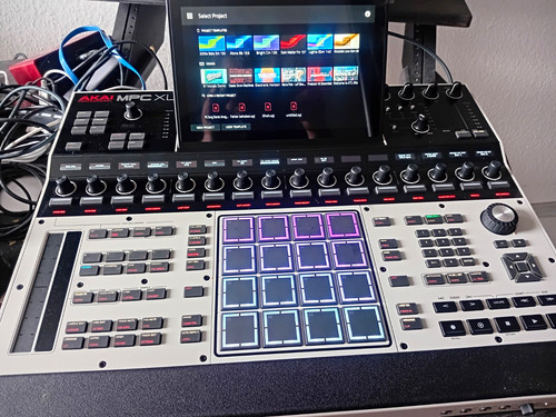 Akai mpc sampler - mpc, &