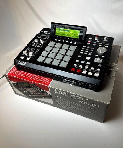 Akai mpc 2500 128mb - 128mb, cf