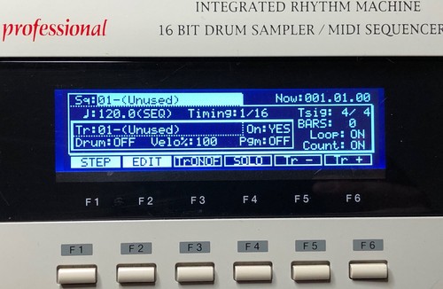 Akai mpc2000xl und mpc2000 - mpc2000xl,