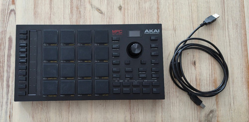 Akai professional mpc - akai,