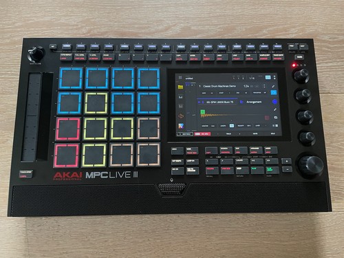 Akai professional mpc live - mpc,