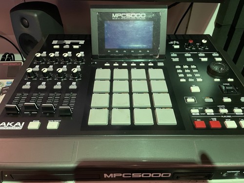 Akai mpc 5000 sampler - mpc, /