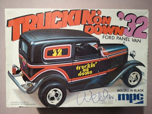 Truckin down 32 - on, ‘32